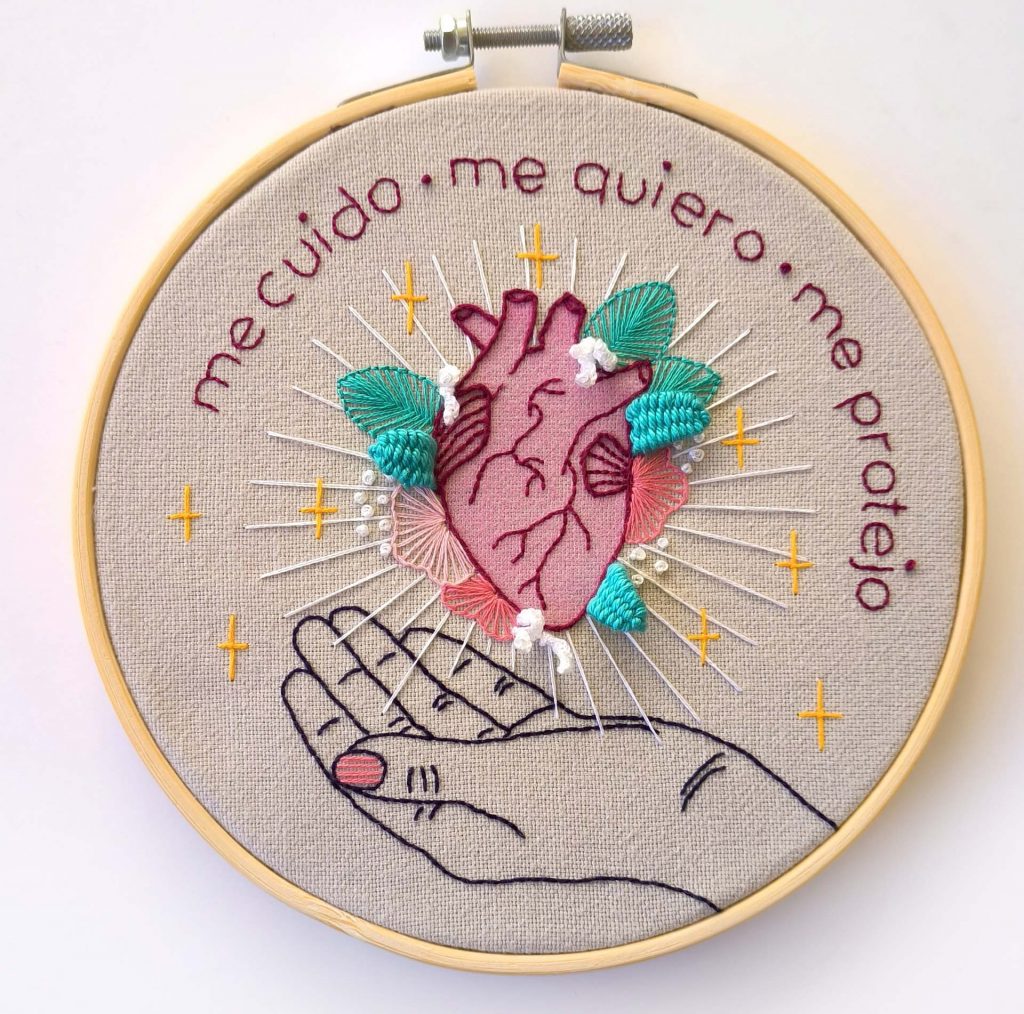 La imagen tiene un atributo ALT vacío; su nombre de archivo es thumbnail_Bordado-Montatela-Amor-Propio-01WEB-1024x1014.jpg